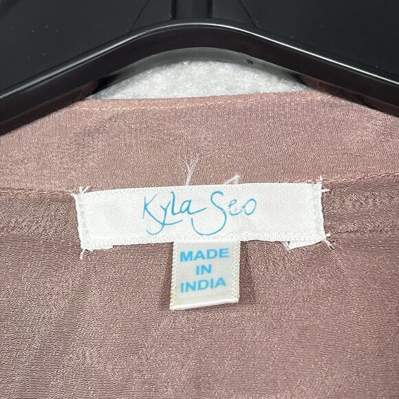 Kyla Seo Embroidered Women's Blouse - Purple/Brown. Mauve. Size Medium - Picture 11 of 13